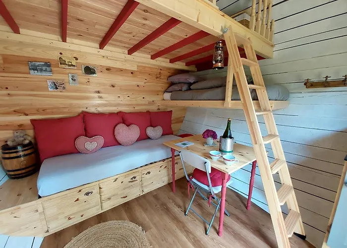 Holiday home L'authentique Tonneau A Cidre D'emma